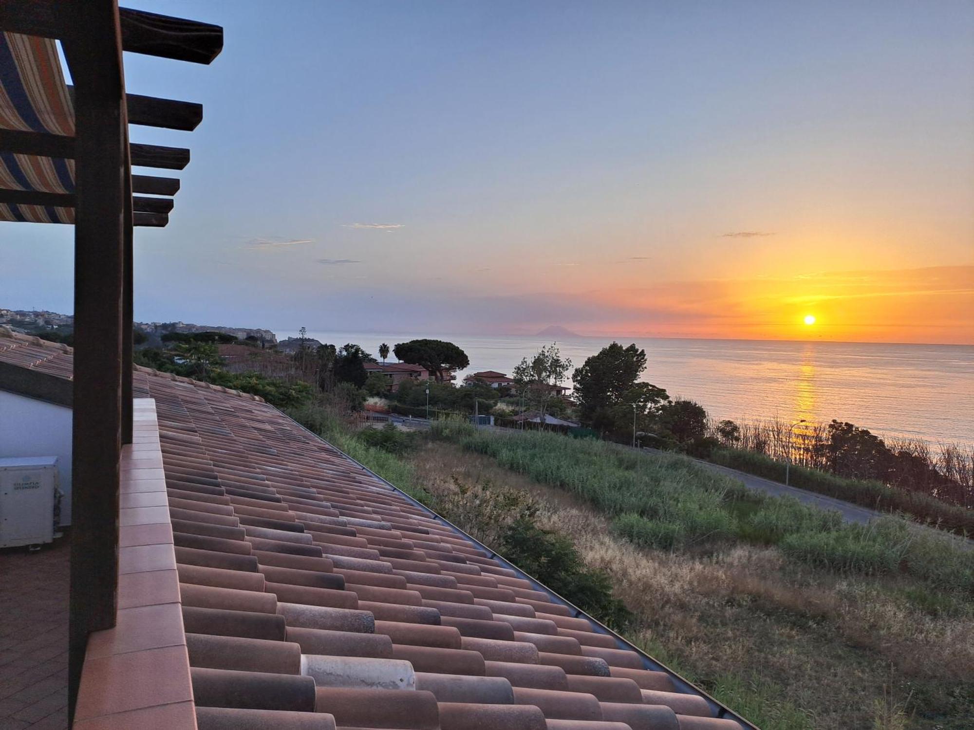 Terrazza Michelino Apartment Parghelia Exterior foto