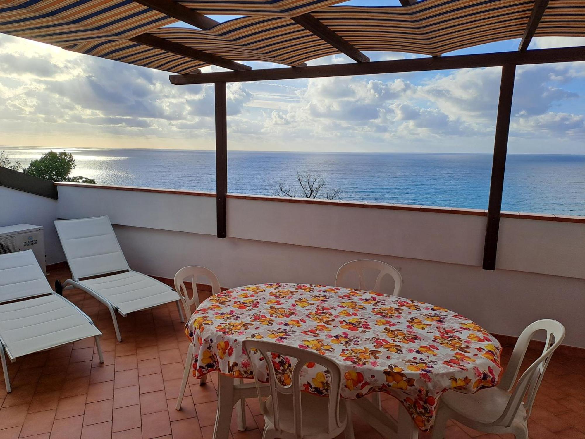 Terrazza Michelino Apartment Parghelia Exterior foto